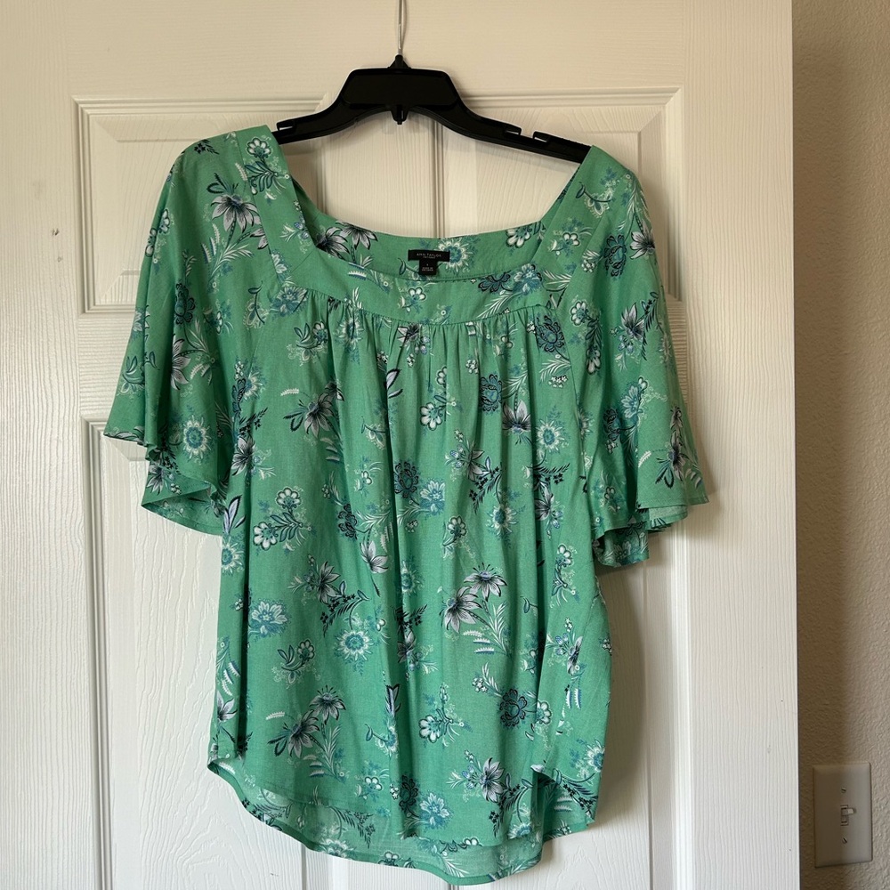 Ann Taylor Factory Green Blouse